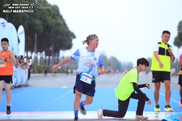 BINH DUONG NEW CITY HALF MARATHON 2024 - Ảnh #1727471