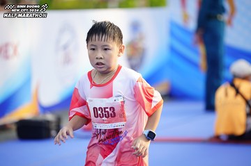 BINH DUONG NEW CITY HALF MARATHON 2024 - Ảnh #1763044
