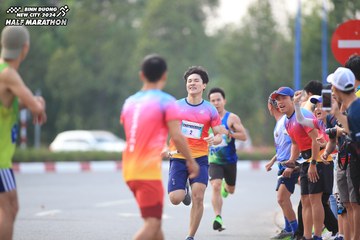 BINH DUONG NEW CITY HALF MARATHON 2024 - Ảnh #1736352