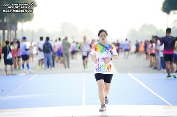 BINH DUONG NEW CITY HALF MARATHON 2024 - Ảnh #1761120