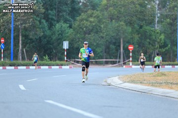BINH DUONG NEW CITY HALF MARATHON 2024 - Ảnh #1735667