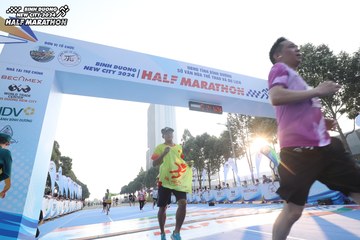 BINH DUONG NEW CITY HALF MARATHON 2024 - Ảnh #1820339