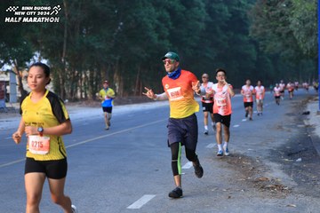 BINH DUONG NEW CITY HALF MARATHON 2024 - Ảnh #1750267