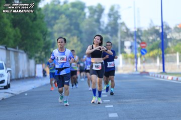 BINH DUONG NEW CITY HALF MARATHON 2024 - Ảnh #1766992