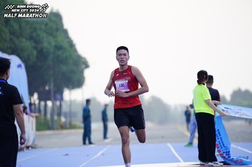 BINH DUONG NEW CITY HALF MARATHON 2024 - Ảnh #1771031