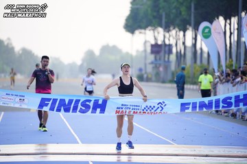 BINH DUONG NEW CITY HALF MARATHON 2024 - Ảnh #1771900