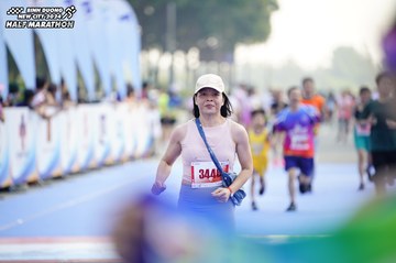 BINH DUONG NEW CITY HALF MARATHON 2024 - Ảnh #1764045