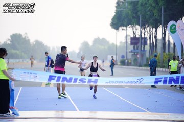 BINH DUONG NEW CITY HALF MARATHON 2024 - Ảnh #1771766