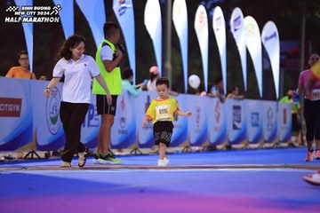 BINH DUONG NEW CITY HALF MARATHON 2024 - Ảnh #1729319