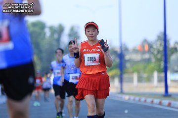 BINH DUONG NEW CITY HALF MARATHON 2024 - Ảnh #1764457