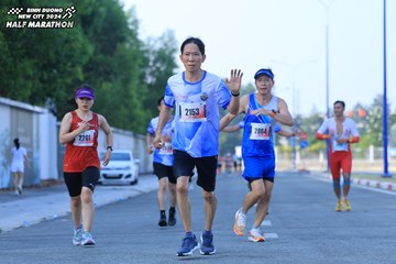 BINH DUONG NEW CITY HALF MARATHON 2024 - Ảnh #1766429