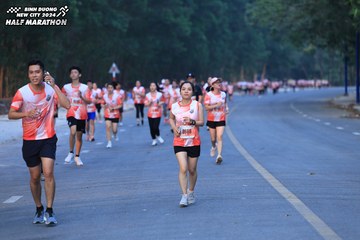 BINH DUONG NEW CITY HALF MARATHON 2024 - Ảnh #1750934