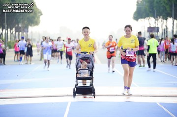 BINH DUONG NEW CITY HALF MARATHON 2024 - Ảnh #1761179