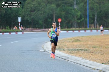 BINH DUONG NEW CITY HALF MARATHON 2024 - Ảnh #1735120