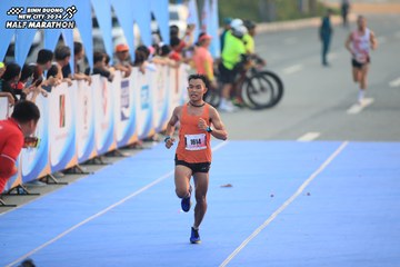 BINH DUONG NEW CITY HALF MARATHON 2024 - Ảnh #1739094