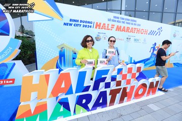BINH DUONG NEW CITY HALF MARATHON 2024 - Ảnh #1723413