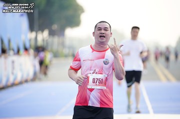 BINH DUONG NEW CITY HALF MARATHON 2024 - Ảnh #1760086
