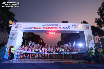 BINH DUONG NEW CITY HALF MARATHON 2024 - Ảnh #1737928