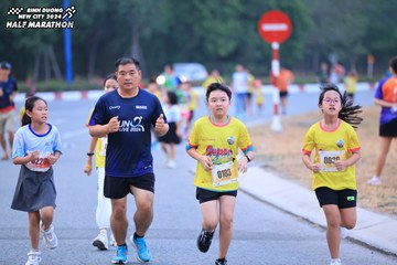 BINH DUONG NEW CITY HALF MARATHON 2024 - Ảnh #1726489