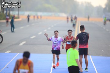 BINH DUONG NEW CITY HALF MARATHON 2024 - Ảnh #1739372