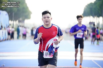 BINH DUONG NEW CITY HALF MARATHON 2024 - Ảnh #1760213