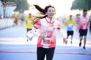 BINH DUONG NEW CITY HALF MARATHON 2024 - Ảnh #1762754