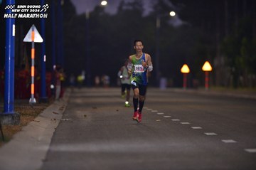 BINH DUONG NEW CITY HALF MARATHON 2024 - Ảnh #1755675