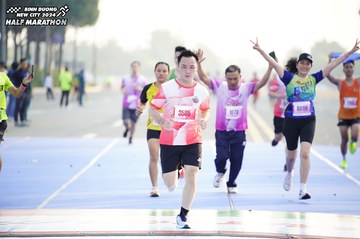 BINH DUONG NEW CITY HALF MARATHON 2024 - Ảnh #1758567