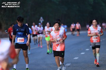 BINH DUONG NEW CITY HALF MARATHON 2024 - Ảnh #1750626
