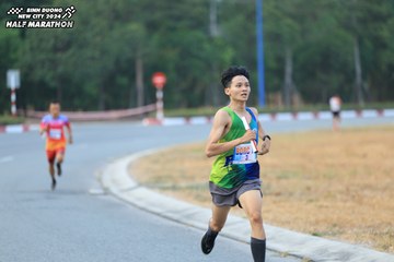 BINH DUONG NEW CITY HALF MARATHON 2024 - Ảnh #1735041
