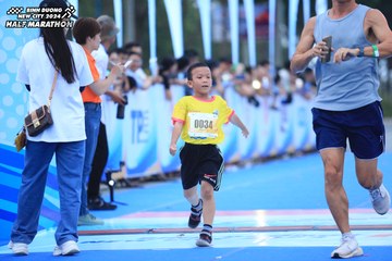 BINH DUONG NEW CITY HALF MARATHON 2024 - Ảnh #1727478