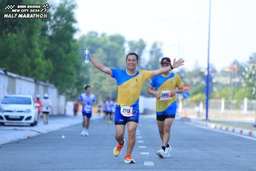 BINH DUONG NEW CITY HALF MARATHON 2024 - Ảnh #1766388