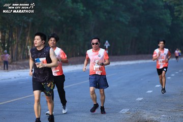 BINH DUONG NEW CITY HALF MARATHON 2024 - Ảnh #1750141
