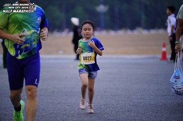 BINH DUONG NEW CITY HALF MARATHON 2024 - Ảnh #1725231