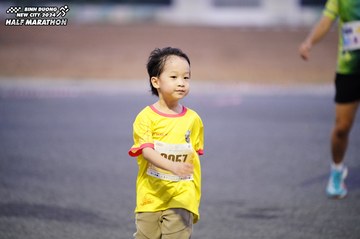 BINH DUONG NEW CITY HALF MARATHON 2024 - Ảnh #1725834