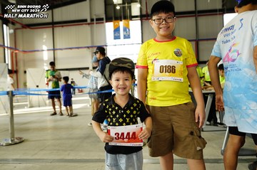 BINH DUONG NEW CITY HALF MARATHON 2024 - Ảnh #1724149