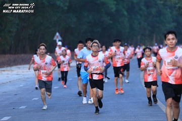 BINH DUONG NEW CITY HALF MARATHON 2024 - Ảnh #1750694
