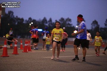 BINH DUONG NEW CITY HALF MARATHON 2024 - Ảnh #1728469