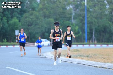 BINH DUONG NEW CITY HALF MARATHON 2024 - Ảnh #1736043