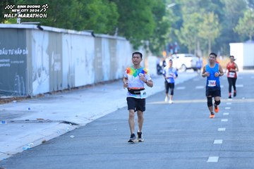 BINH DUONG NEW CITY HALF MARATHON 2024 - Ảnh #1771116