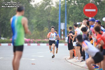 BINH DUONG NEW CITY HALF MARATHON 2024 - Ảnh #1736400