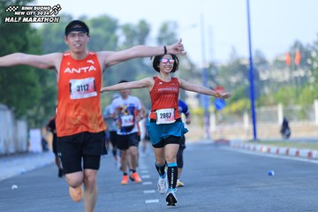 BINH DUONG NEW CITY HALF MARATHON 2024 - Ảnh #1763618