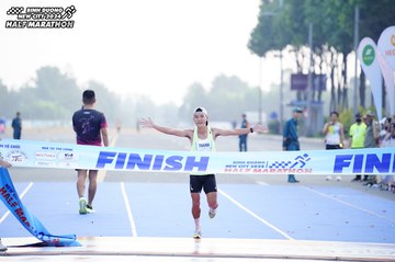 BINH DUONG NEW CITY HALF MARATHON 2024 - Ảnh #1771349
