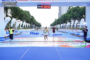 BINH DUONG NEW CITY HALF MARATHON 2024 - Ảnh #1770667