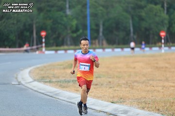 BINH DUONG NEW CITY HALF MARATHON 2024 - Ảnh #1735056