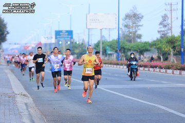 BINH DUONG NEW CITY HALF MARATHON 2024 - Ảnh #1770221