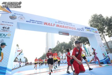 BINH DUONG NEW CITY HALF MARATHON 2024 - Ảnh #1822308