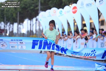 BINH DUONG NEW CITY HALF MARATHON 2024 - Ảnh #1727475