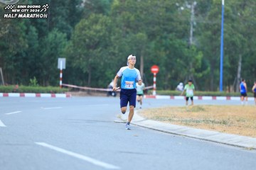 BINH DUONG NEW CITY HALF MARATHON 2024 - Ảnh #1735630
