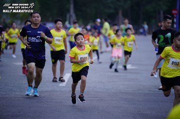 BINH DUONG NEW CITY HALF MARATHON 2024 - Ảnh #1724624